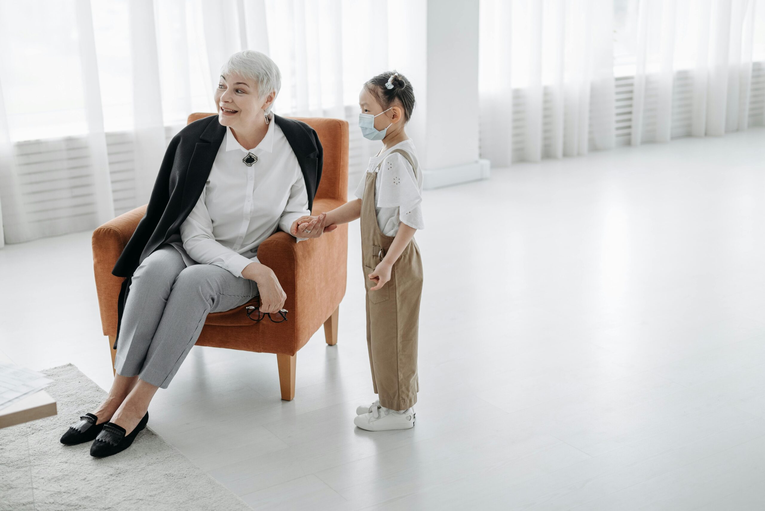 E-Commerce: Automatisierung für digitale Produkte 2 Kostenloses Stock Foto zu #indoor, anfang, ausbildung